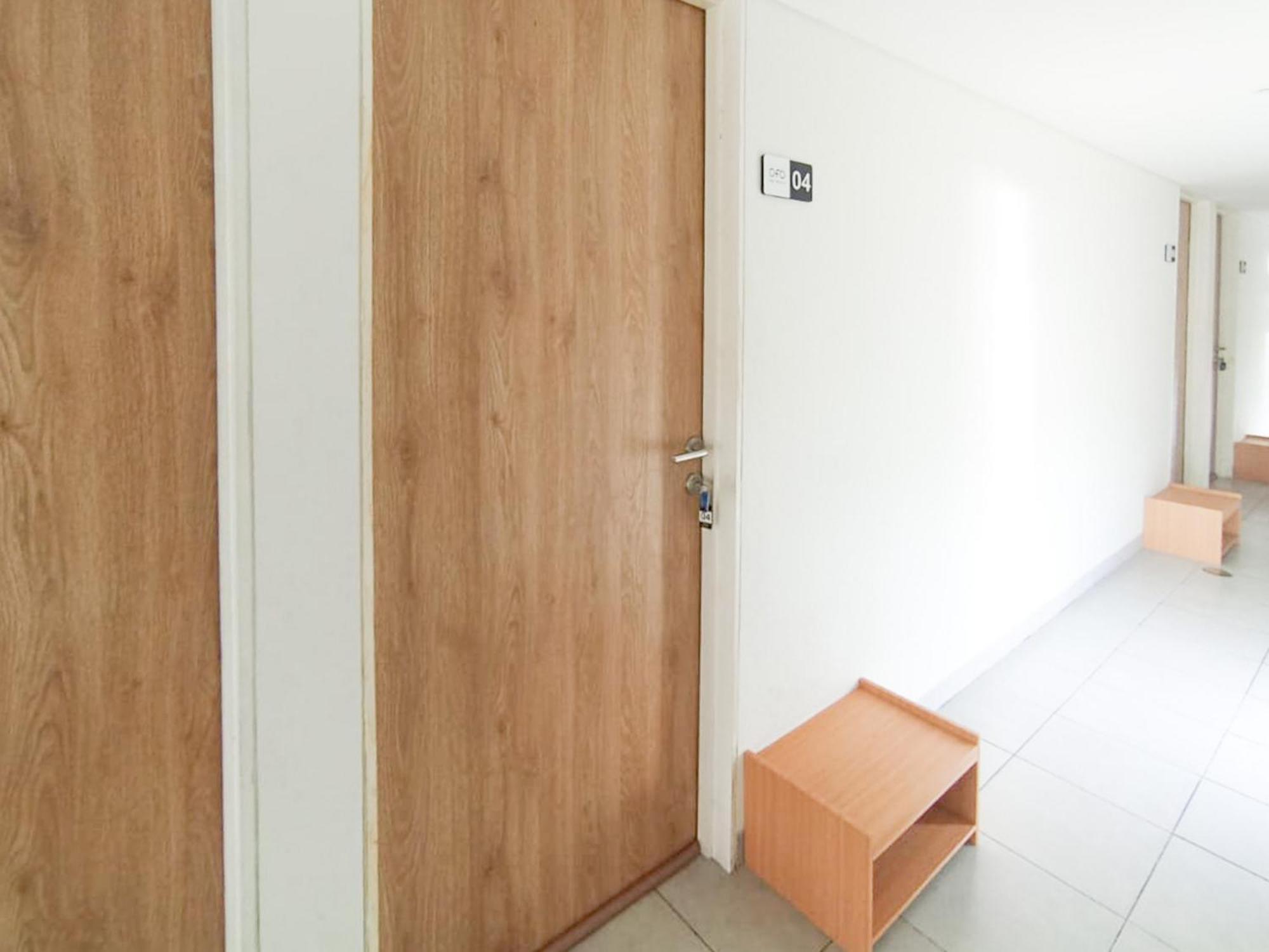 Ofo Kost Premium Kampung Inggris Pare Syariah Mitra Reddoorz Ξενοδοχείο Εξωτερικό φωτογραφία