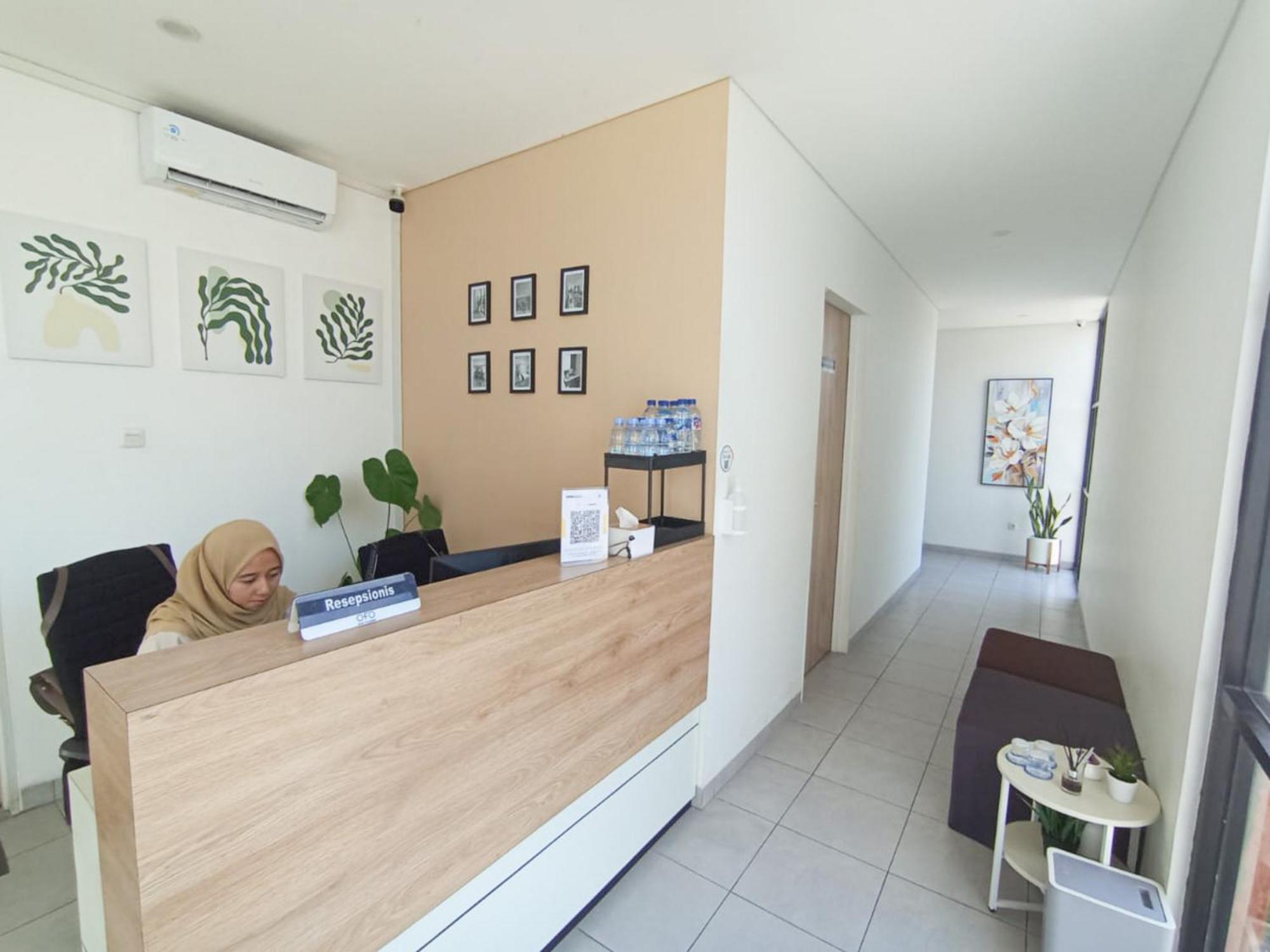 Ofo Kost Premium Kampung Inggris Pare Syariah Mitra Reddoorz Ξενοδοχείο Εξωτερικό φωτογραφία