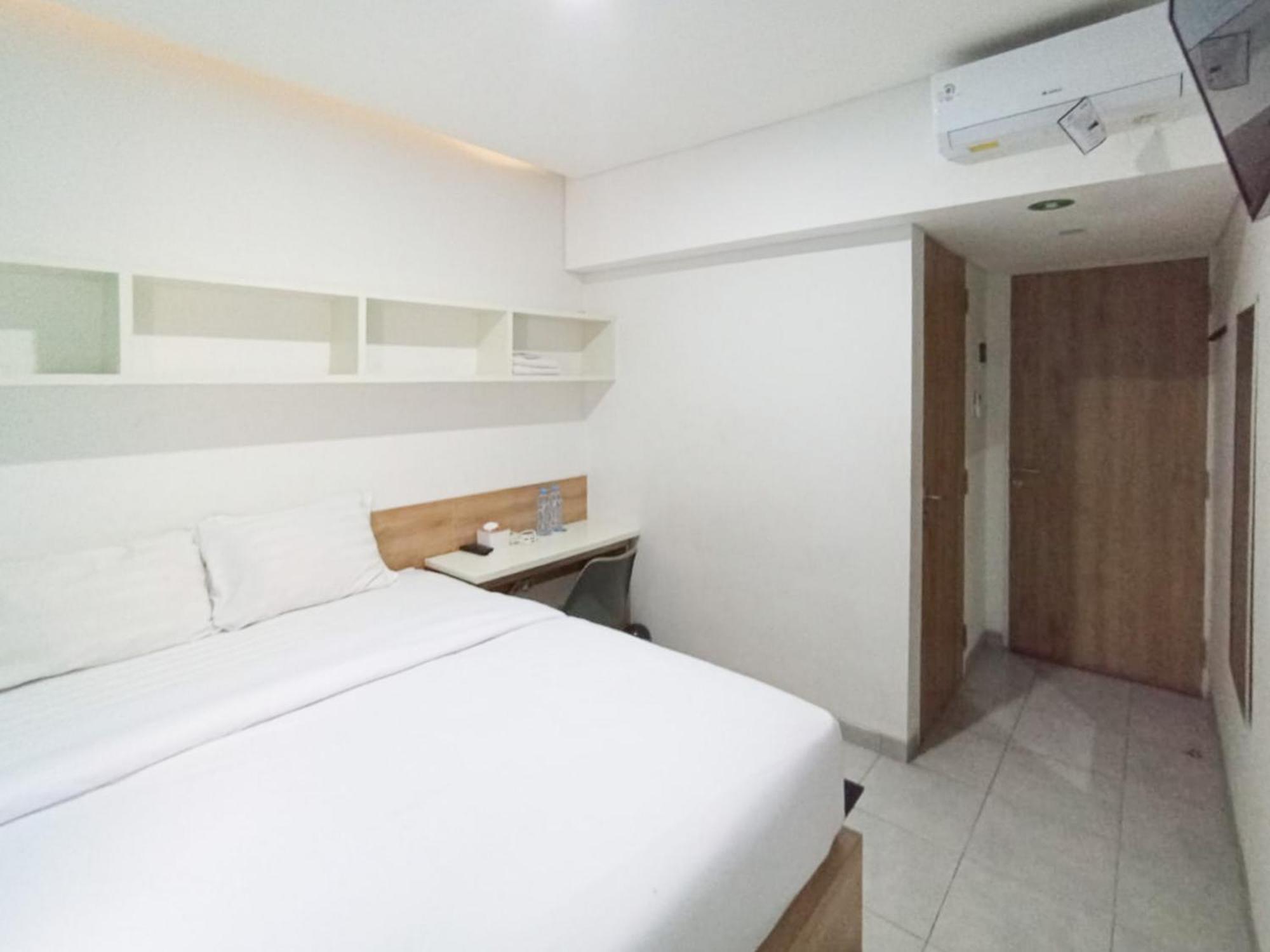 Ofo Kost Premium Kampung Inggris Pare Syariah Mitra Reddoorz Ξενοδοχείο Εξωτερικό φωτογραφία
