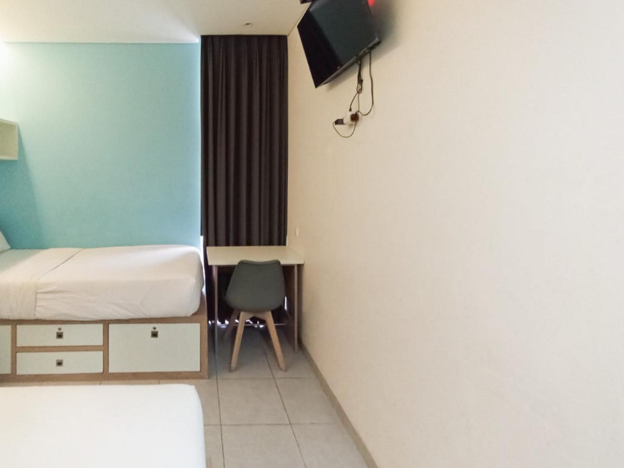 Ofo Kost Premium Kampung Inggris Pare Syariah Mitra Reddoorz Ξενοδοχείο Εξωτερικό φωτογραφία